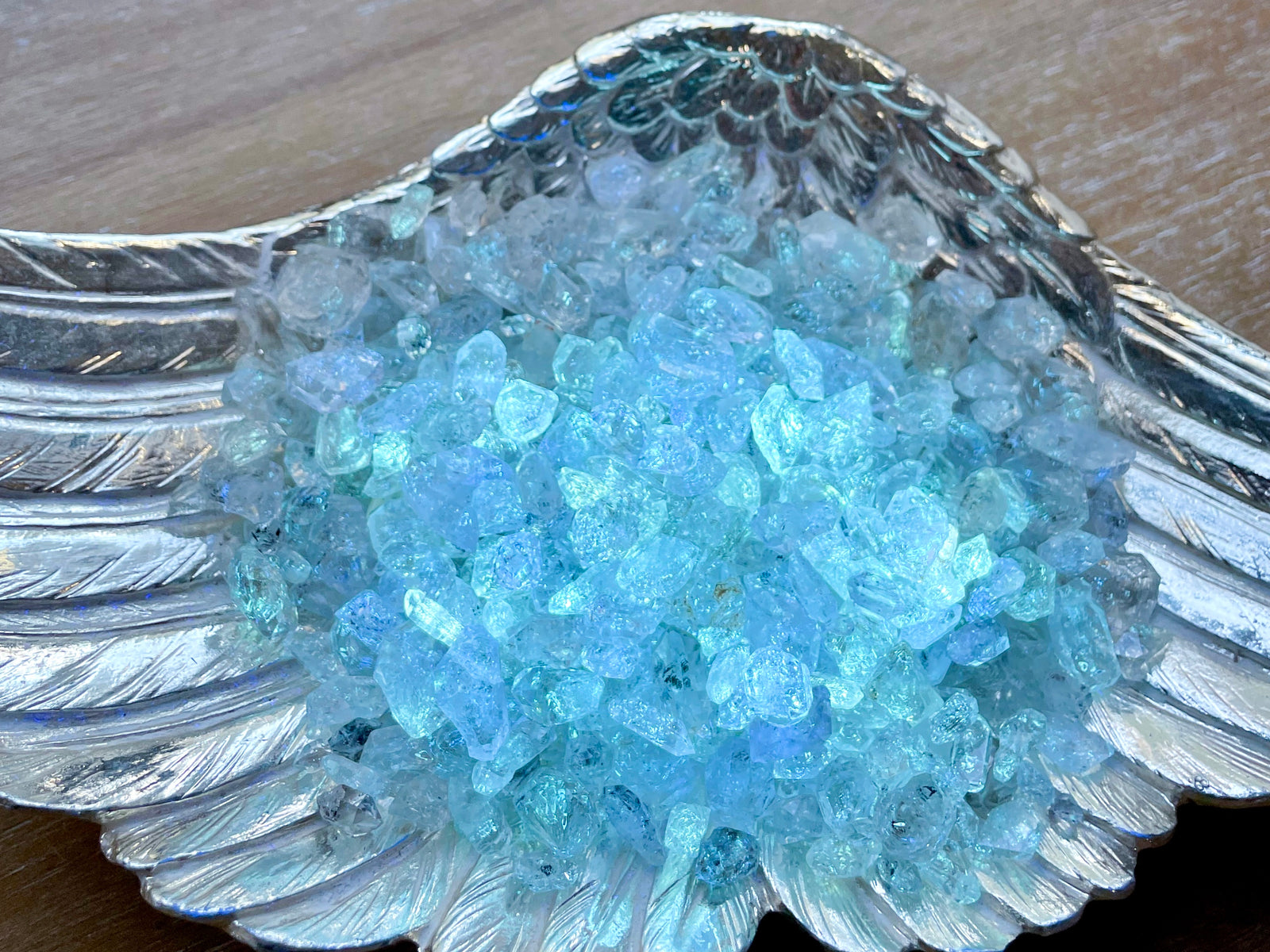 Fluorescent Diamond Quartz with Petroleum Inclusions || Pakimer