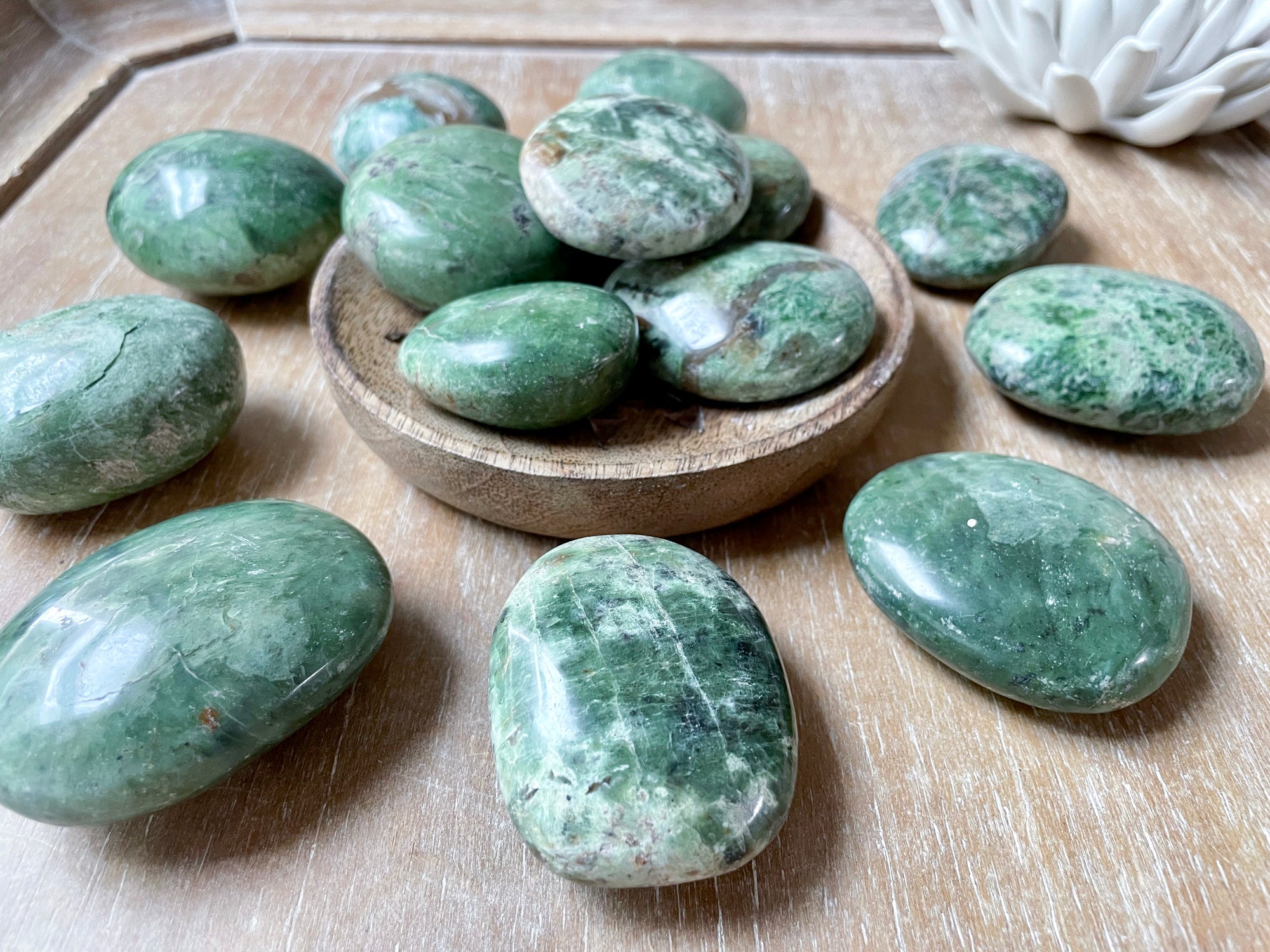 Chrysoprase Palm Stone