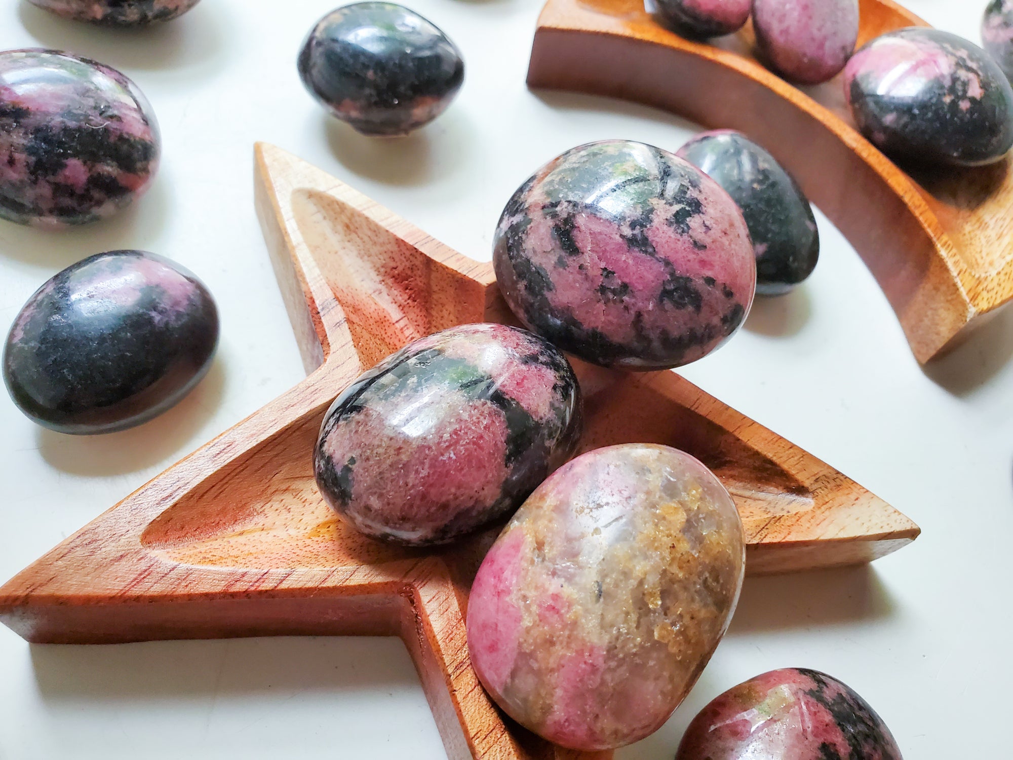 Rhodonite Puffy Palm Stone