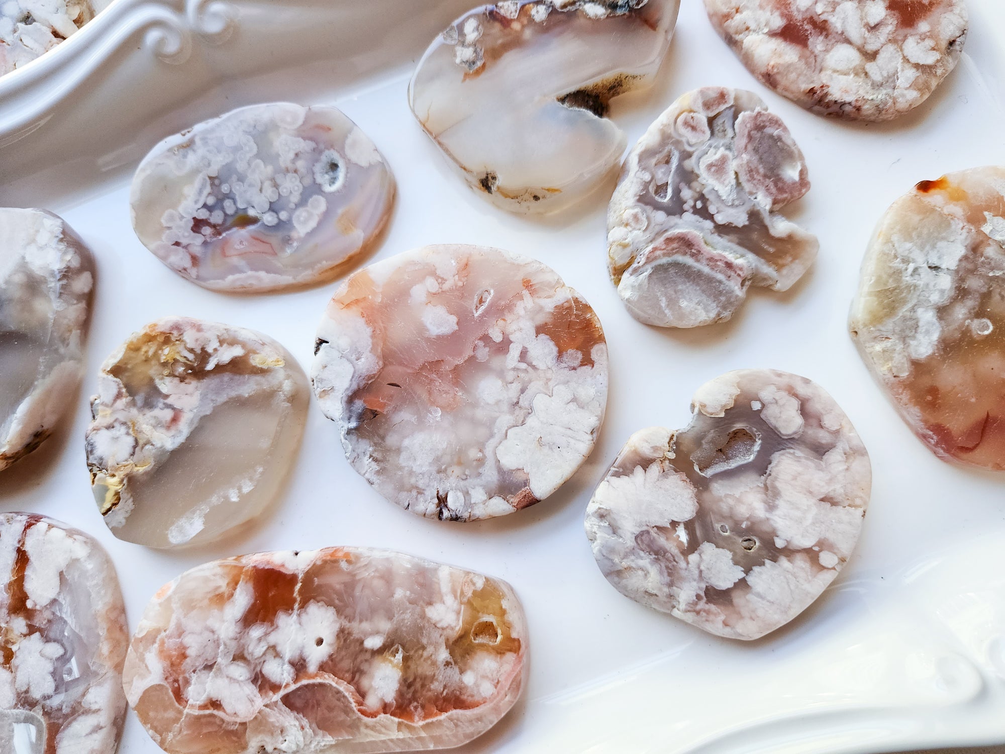 Flower Agate Flat Palm Stone