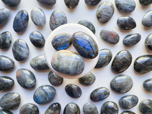 Labradorite Palm Stone || Grade A