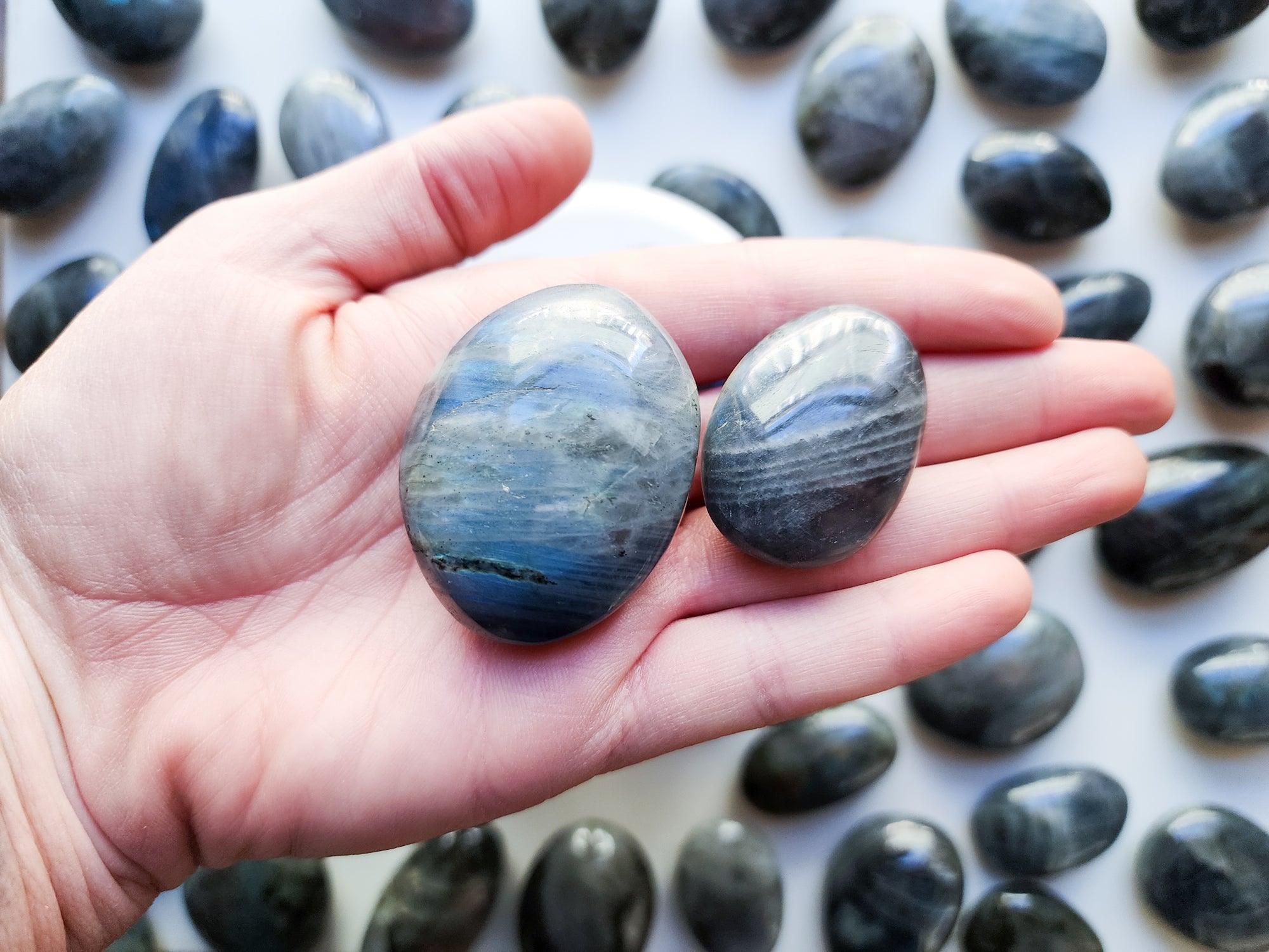 Labradorite Palm Stone || Grade A