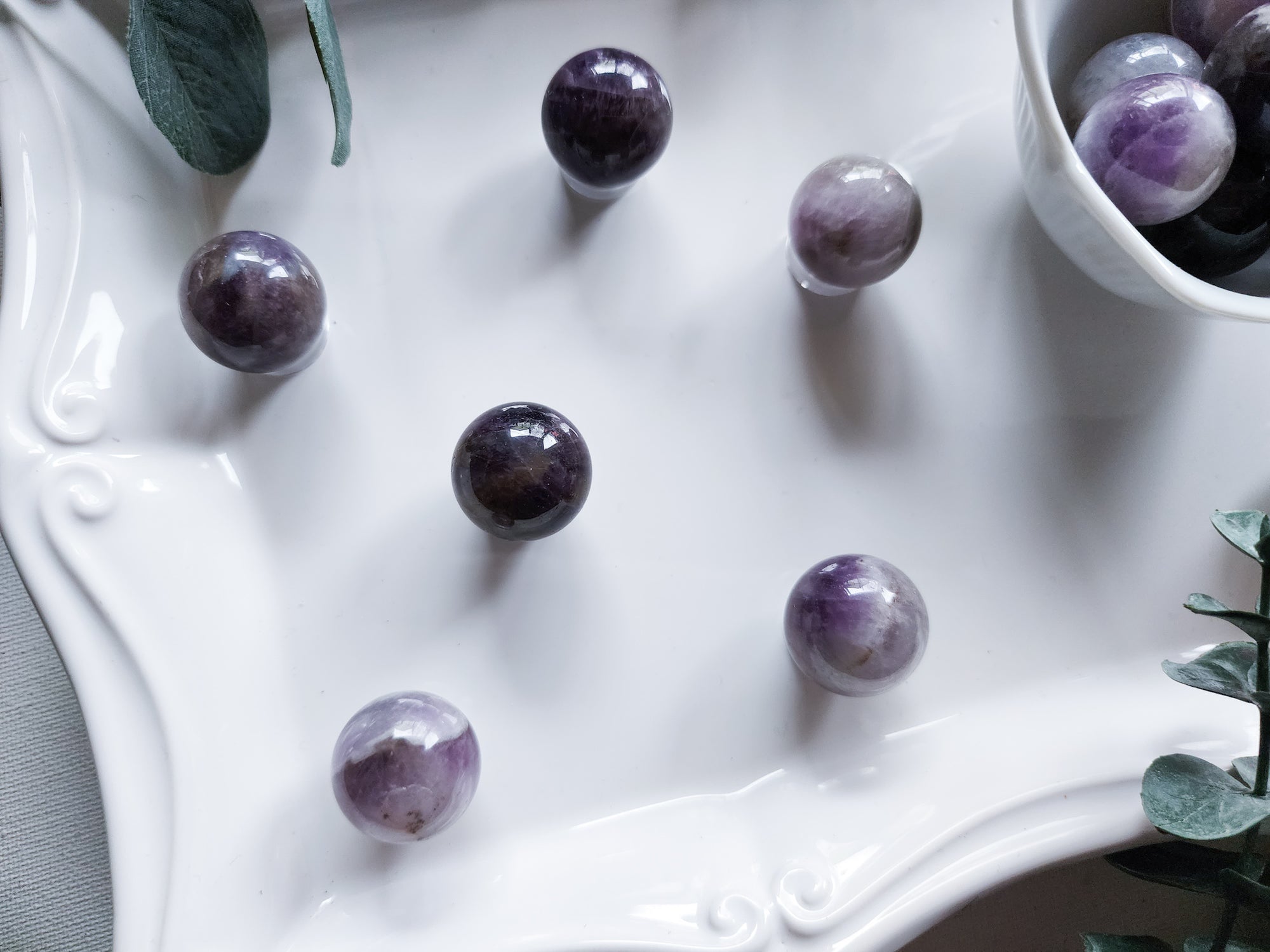 Chevron Amethyst Sphere || Marble