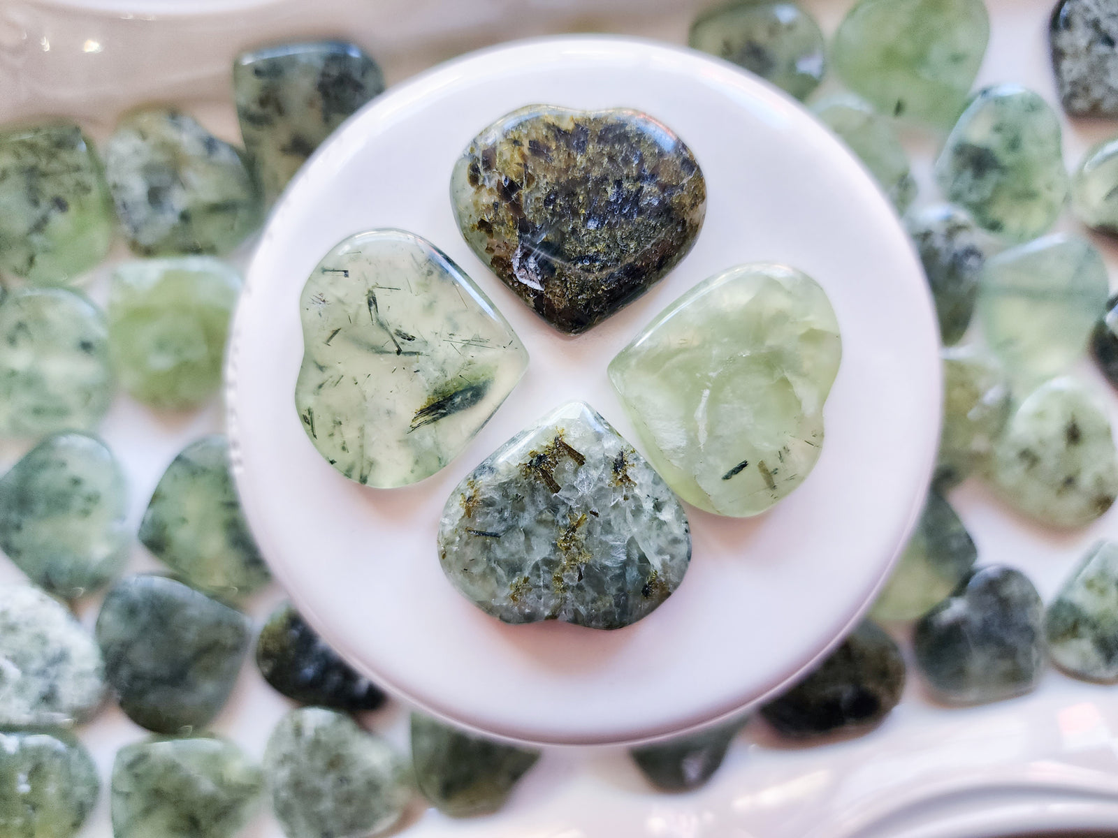 Prehnite Flat Mini Hearts