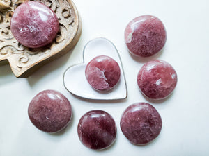 Strawberry Quartz UFO Palm Stone