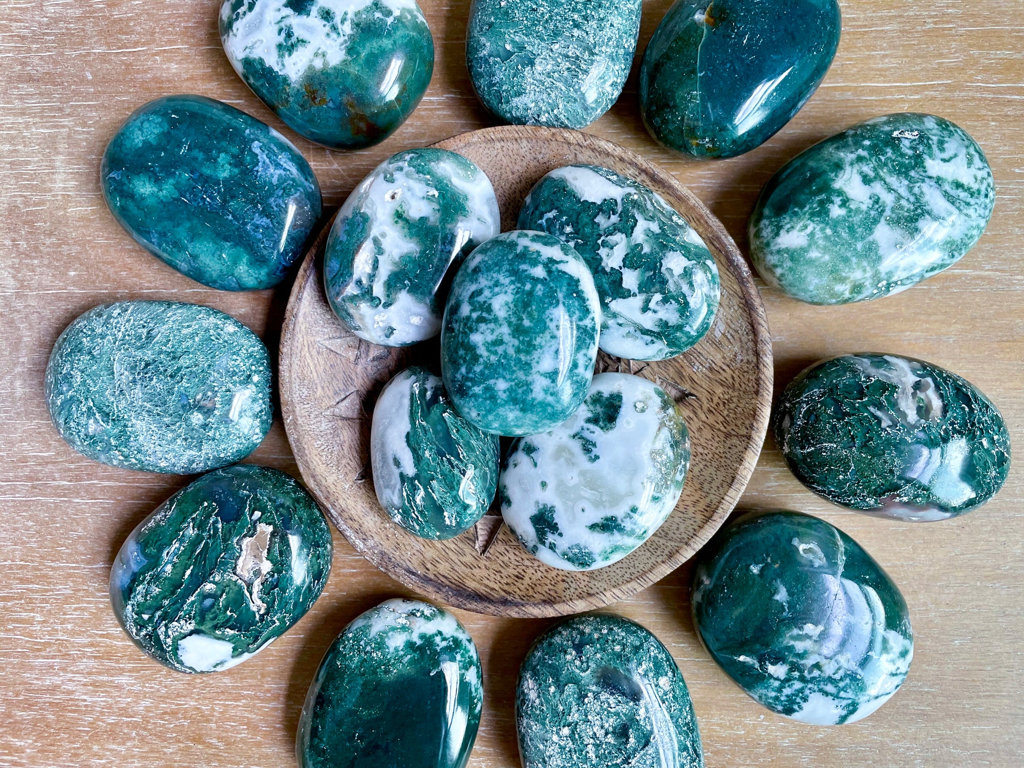 Moss Agate Palm Stone