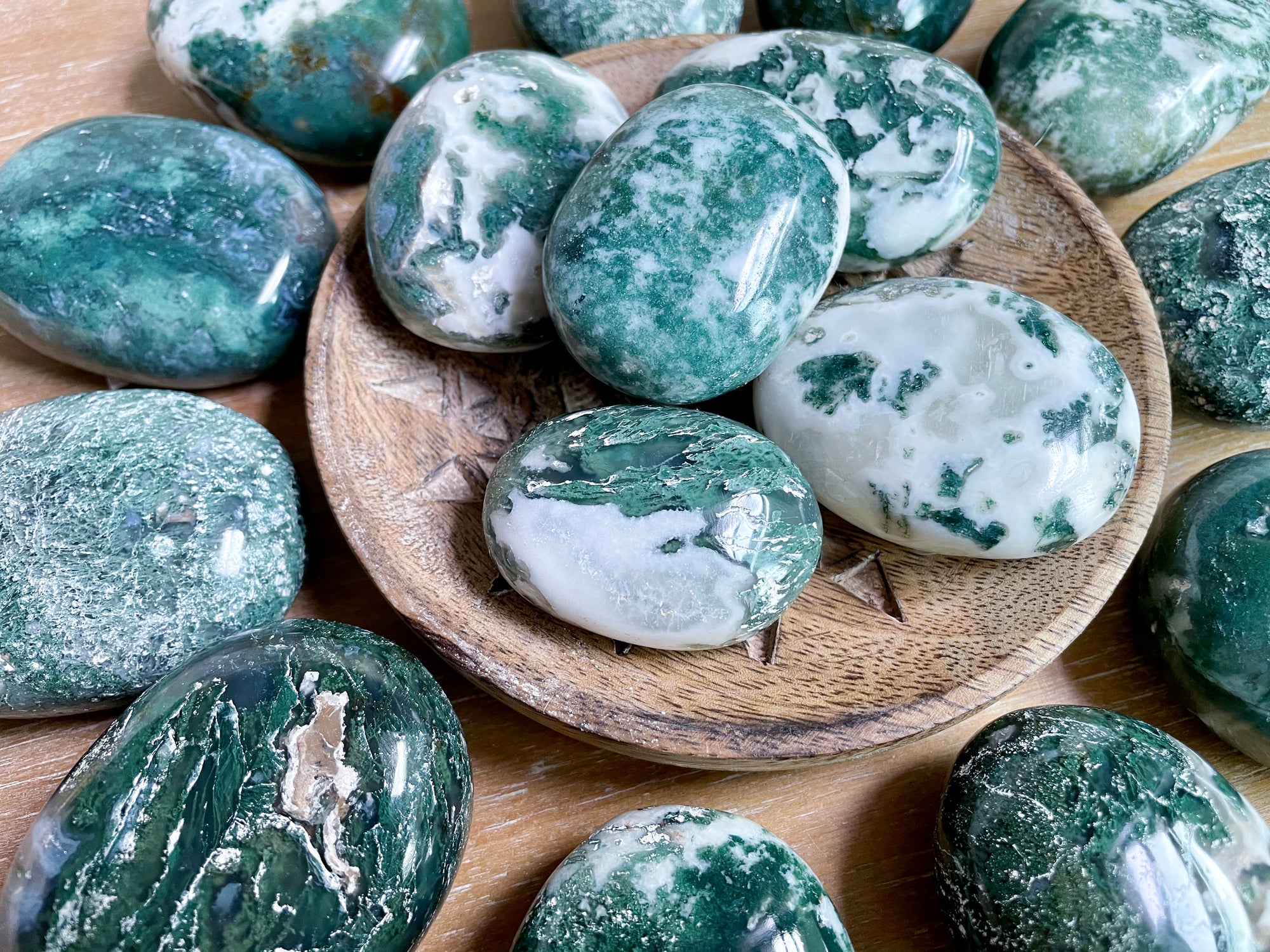 Moss Agate Palm Stone